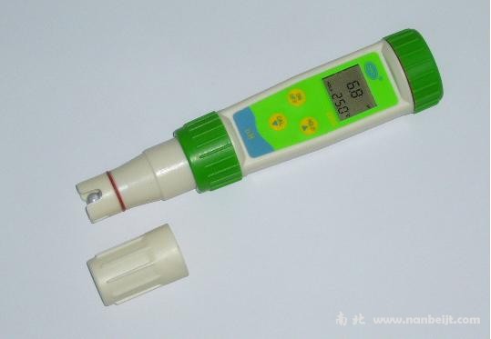 8205型筆式pH計