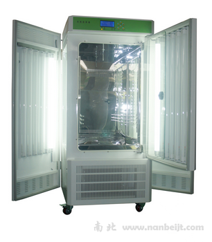 SPX-450HPY-2人工氣候箱（強(qiáng)光）-無氟制冷