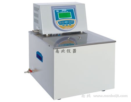 SC-15數(shù)控超恒溫水(油)槽
