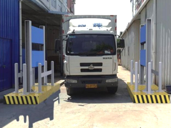 RC4025大型車輛通道式放射性檢測系統(tǒng)